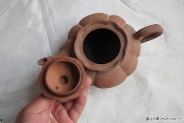 挂着茶壶吃瓜,悠然自得——茶壶吃瓜新风尚