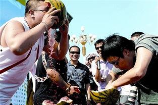 吃瓜比赛夺冠,吃瓜比赛冠军荣耀诞生