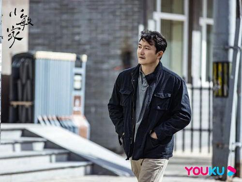 前任带着我吃瓜,一场美食与八卦的奇妙之旅